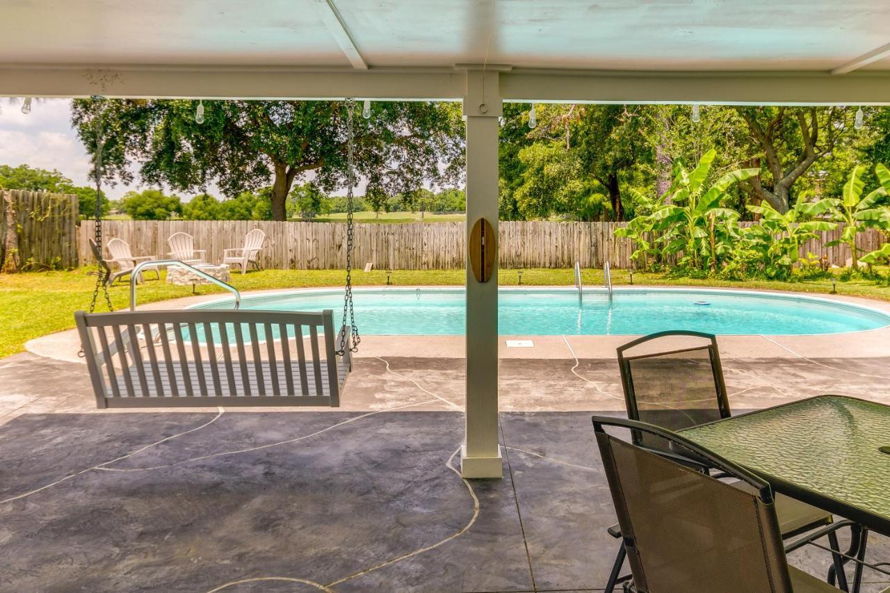 Gulf Breeze Vacation Rental For 2 With Pool Access! Εξωτερικό φωτογραφία